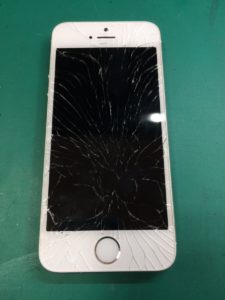 iPhone5s修理前29/03/02