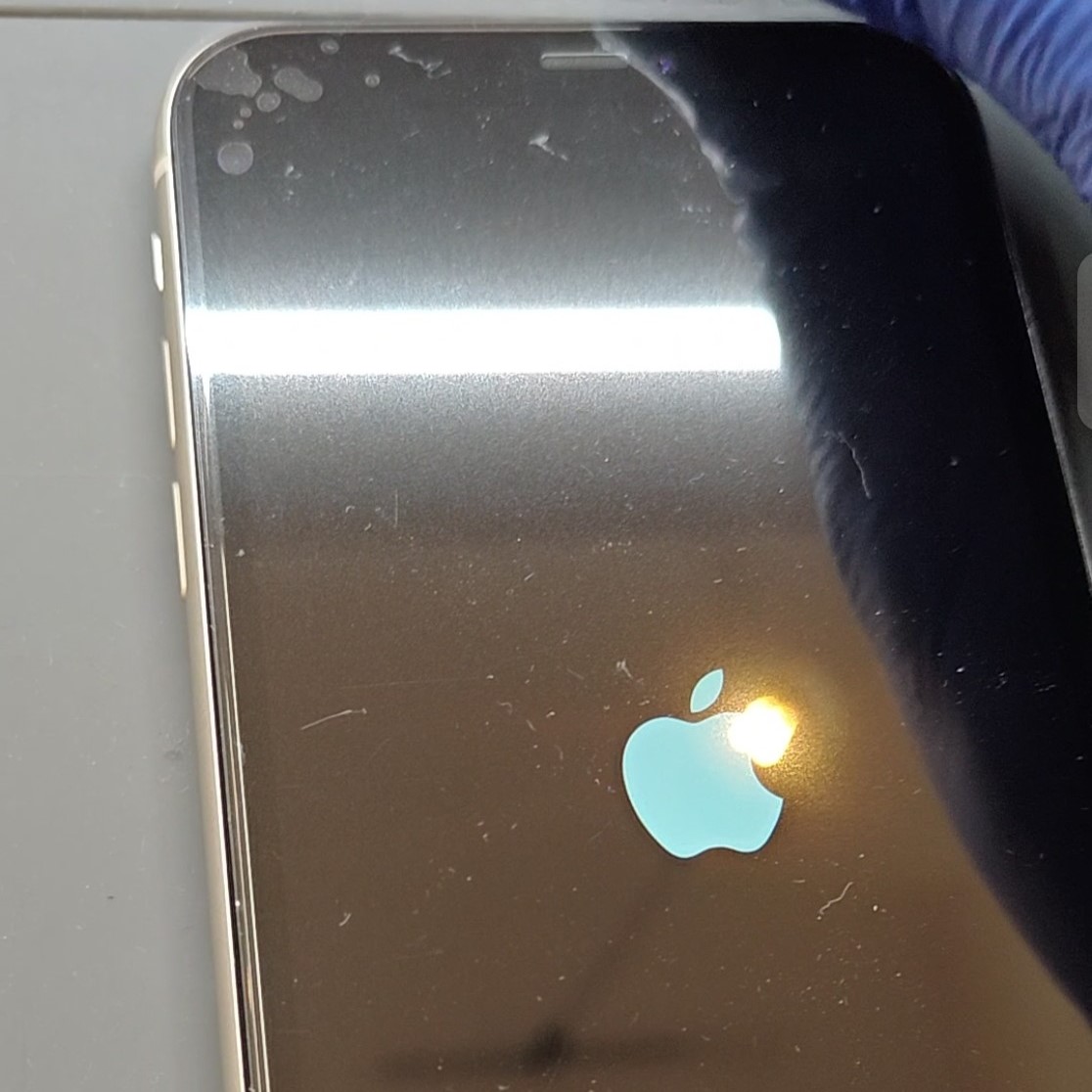 iPhone11画面交換修理