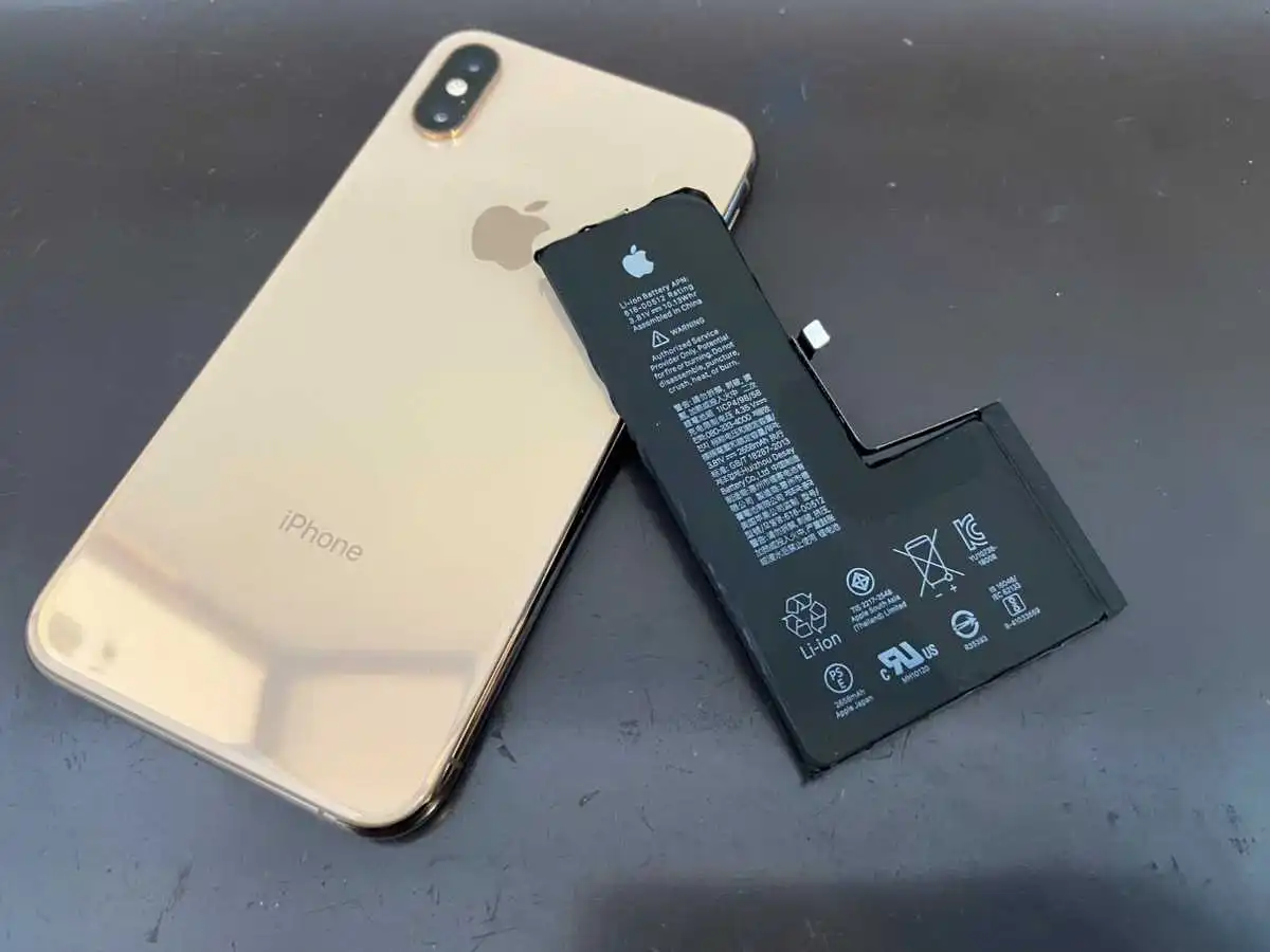 iPhone11Proバッテリー交換